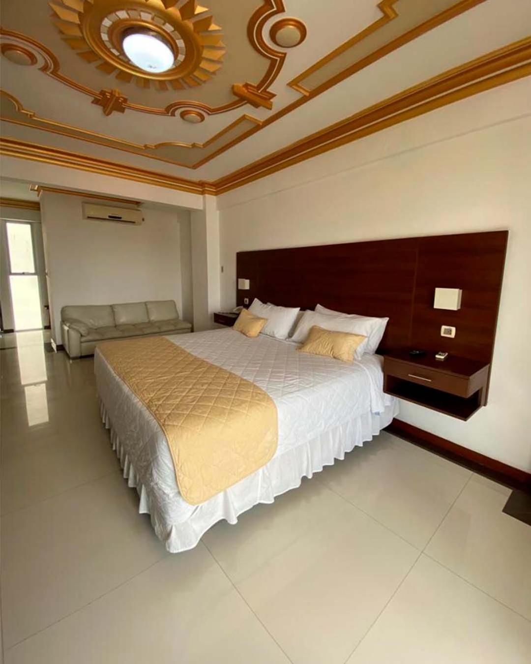 Prince Hotel Santa Cruz de La Sierra Exterior photo
